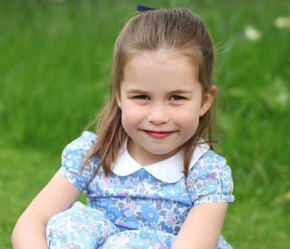 Η Charlotte έχει γενέθλια και η Kate Middleton δημοσίευσε 3 φωτογραφίες της (pics)