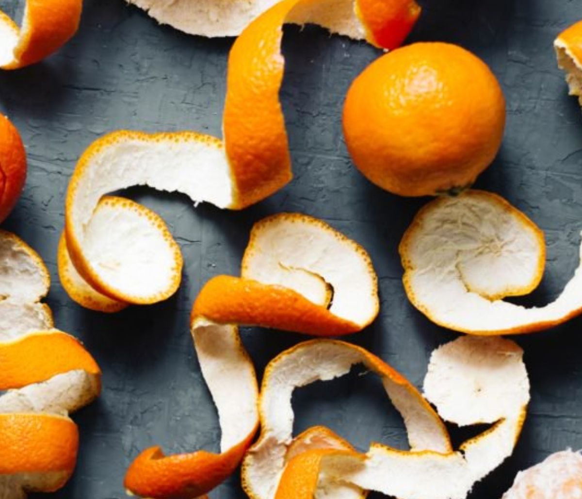 Φλούδες πορτοκαλιού: 9 εκπληκτικές χρήσεις μέσα από εικόνες