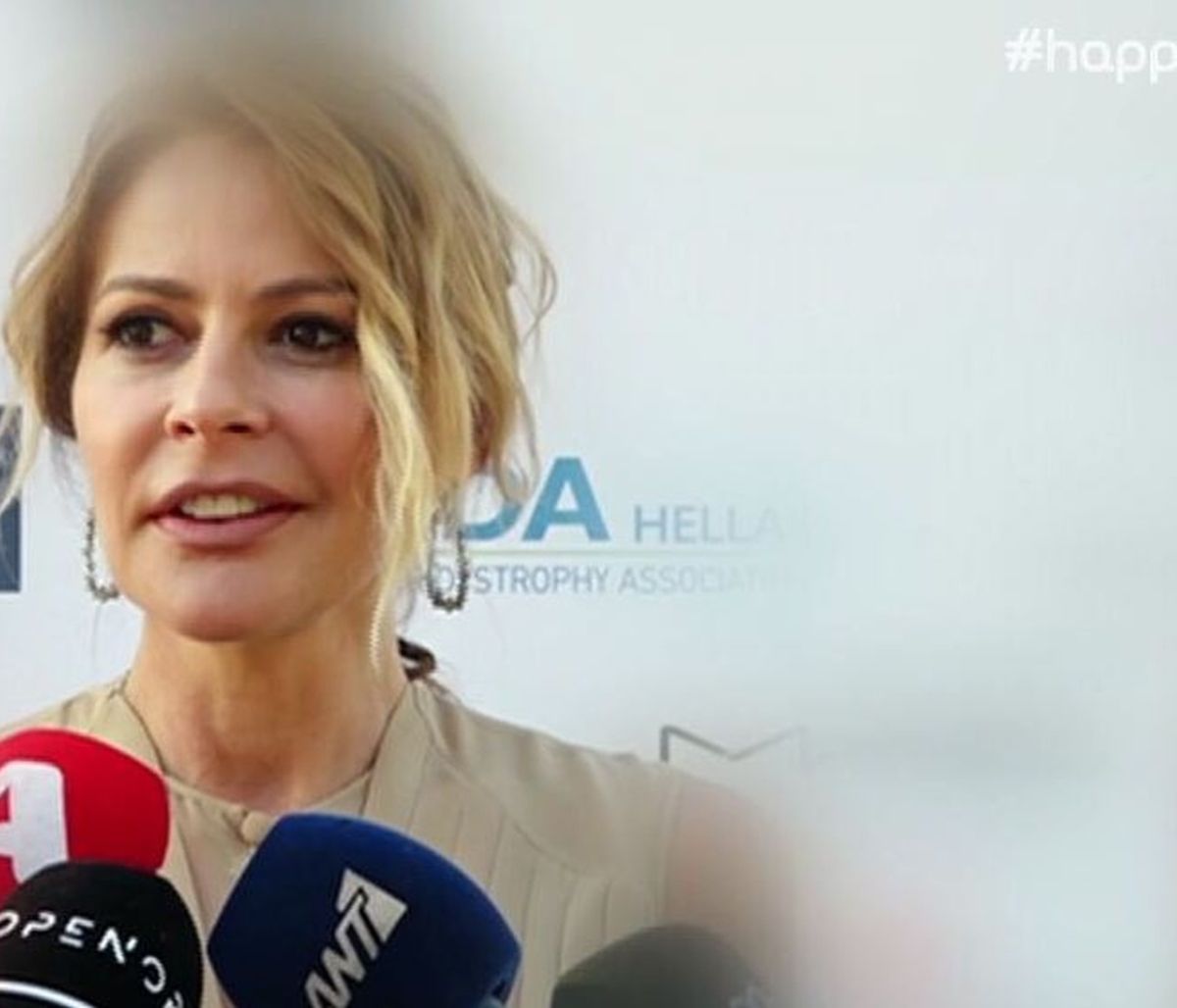 Happy Day: Μπαλατσινού: Η απίστευτη ατάκα που είπε στον γιο της για να την συνοδεύσει στην εκκλησία