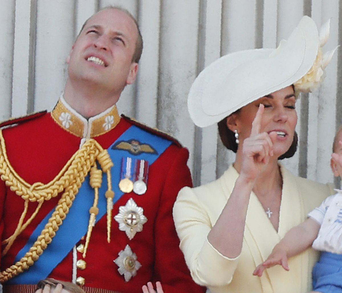 Ο μικρός γιος της Middleton και του William έχει μια κακιά συνήθεια που μας φαίνεται οικεία