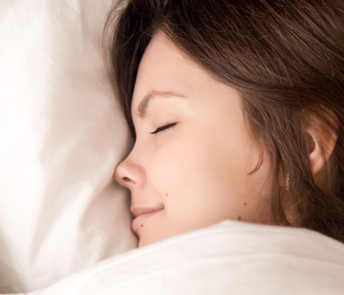 Τα θρεπτικά συστατικά που βελτιώνουν τον ύπνο & από πού θα τα λάβετε (εικόνες)