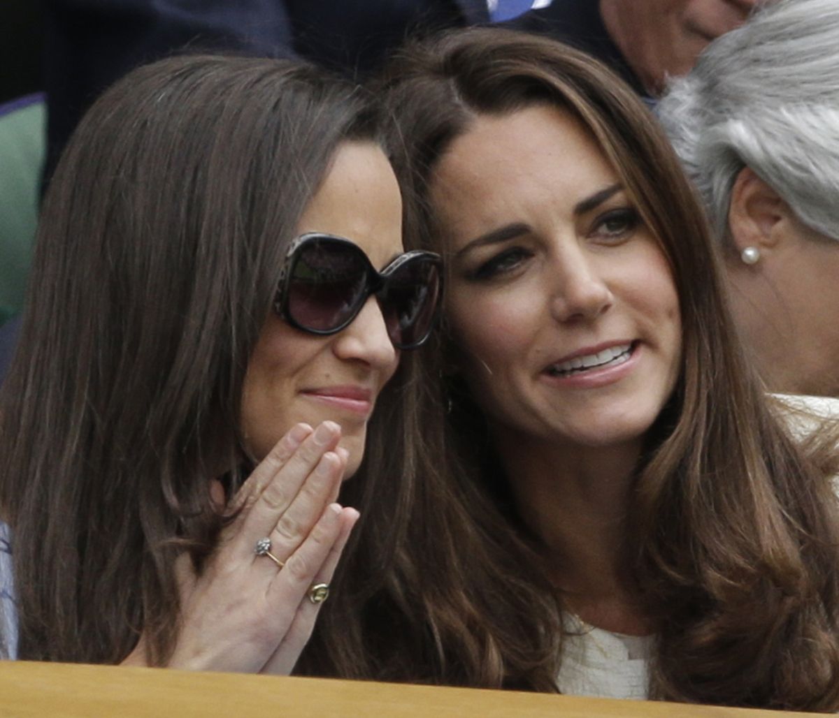 Kate Middleton: Οι φωτογραφίες που αποδεικνύουν το δυνατό δέσιμο με τα αδέρφια της (pics)