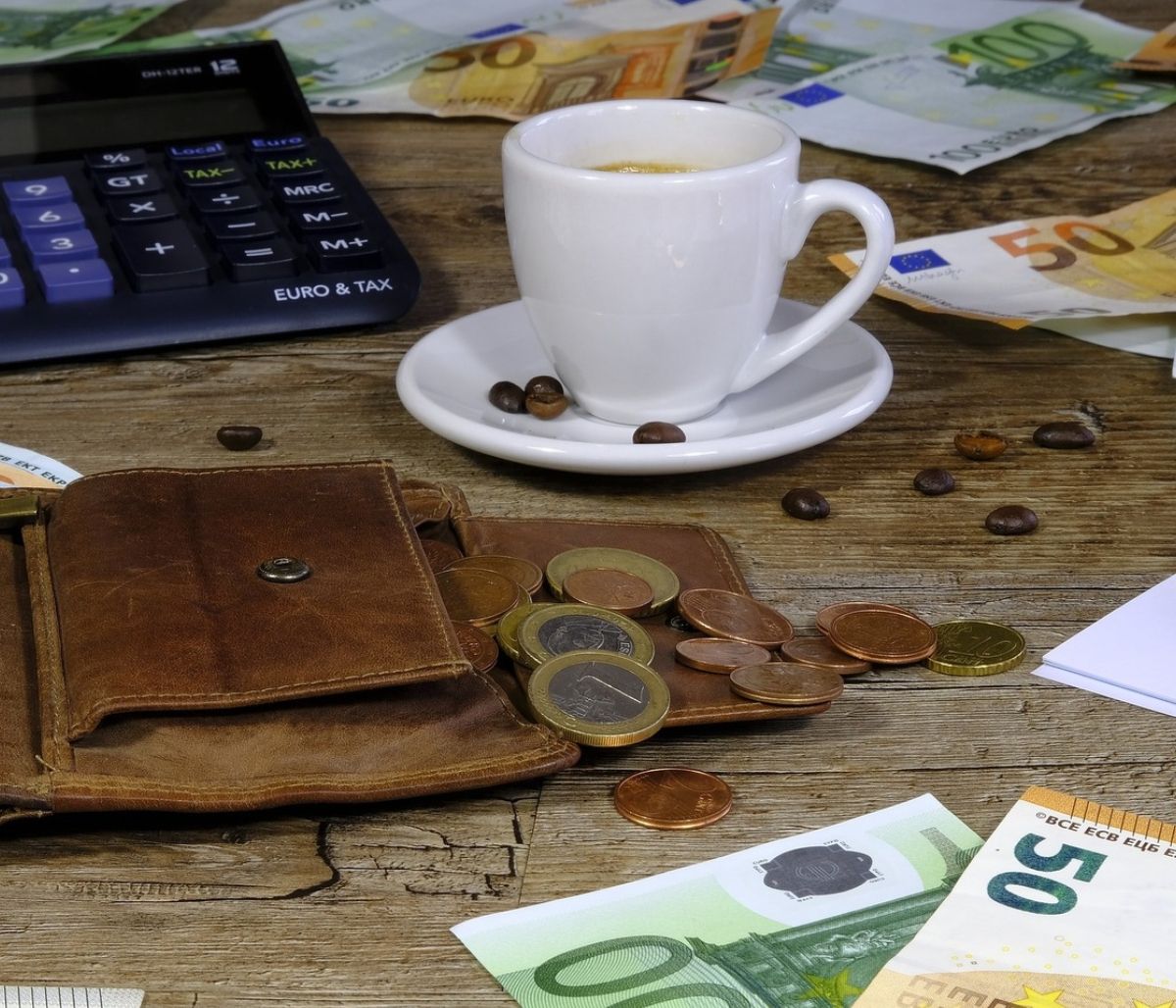 Συντάξεις χηρείας: Αυξήσεις έως και 561 ευρώ – Αναλυτικά τα ποσά