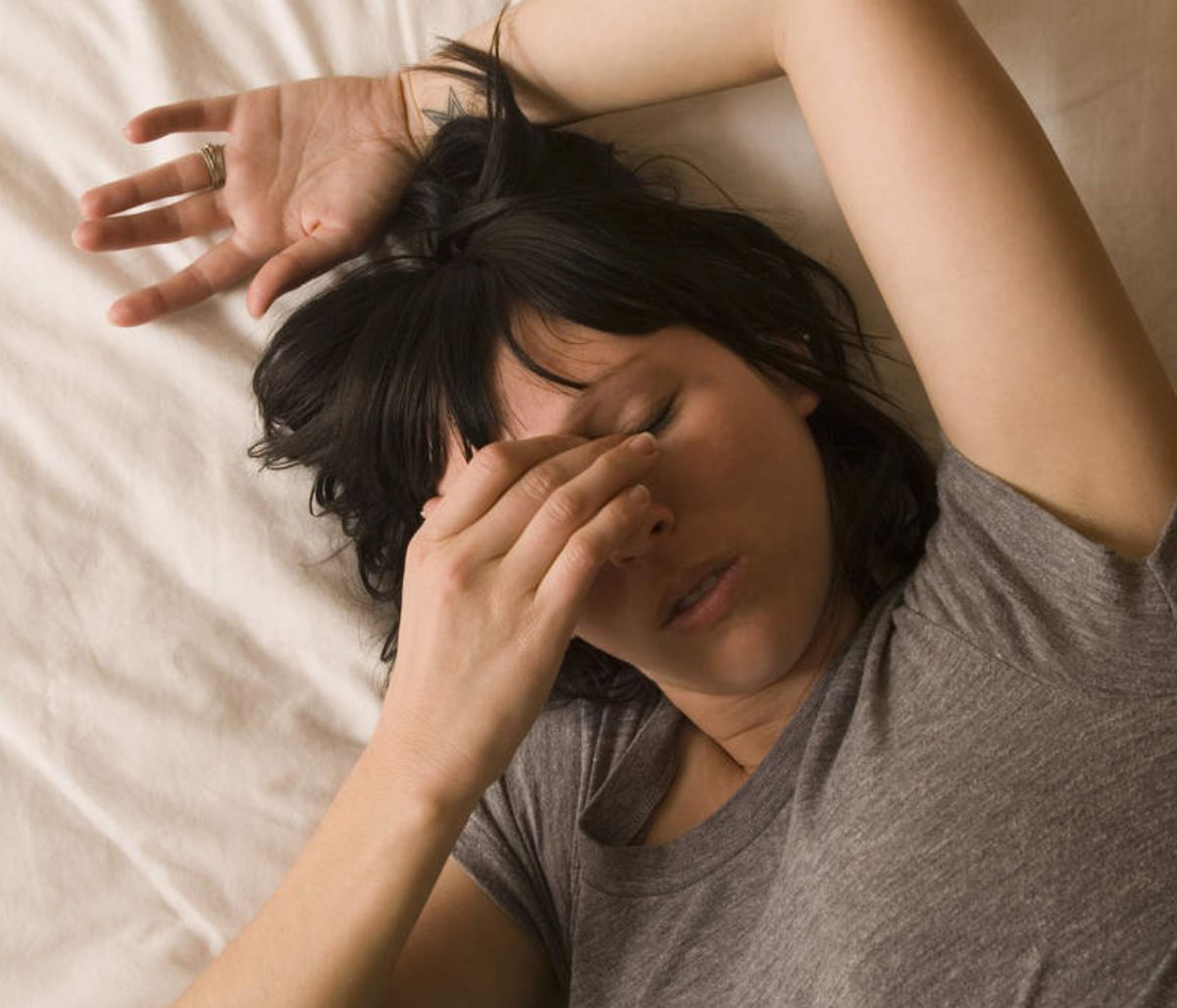 Λοιμώδης μονοπυρήνωση: Τα συμπτώματα της «νόσου του φιλιού» μέσα από εικόνες