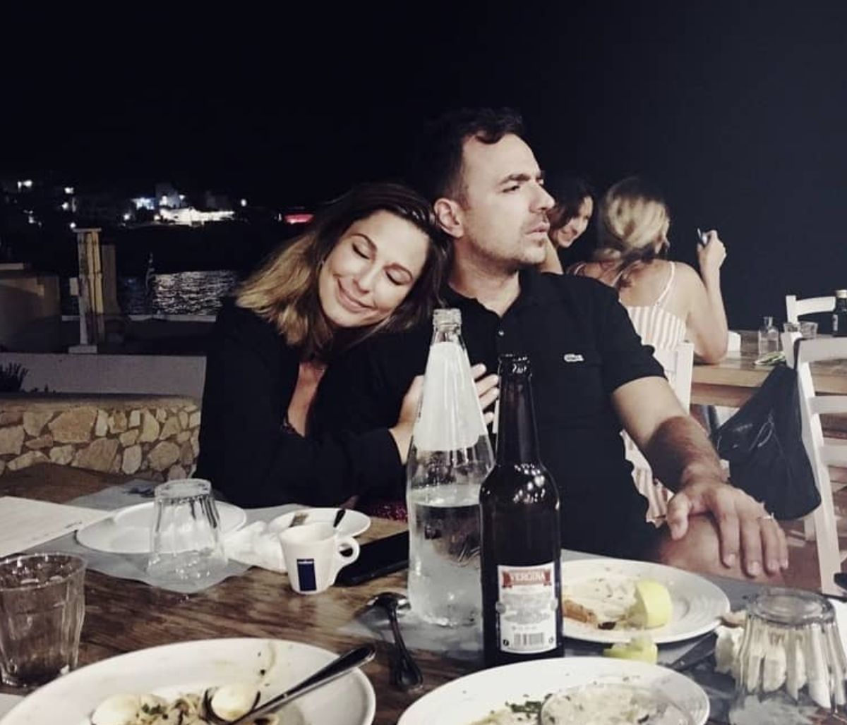 Κ. Παπουτσάκη: 7 χρόνια γάμου, 2 υπέροχα παιδιά - Οι φώτο & το μήνυμα για την επέτειο γάμου της