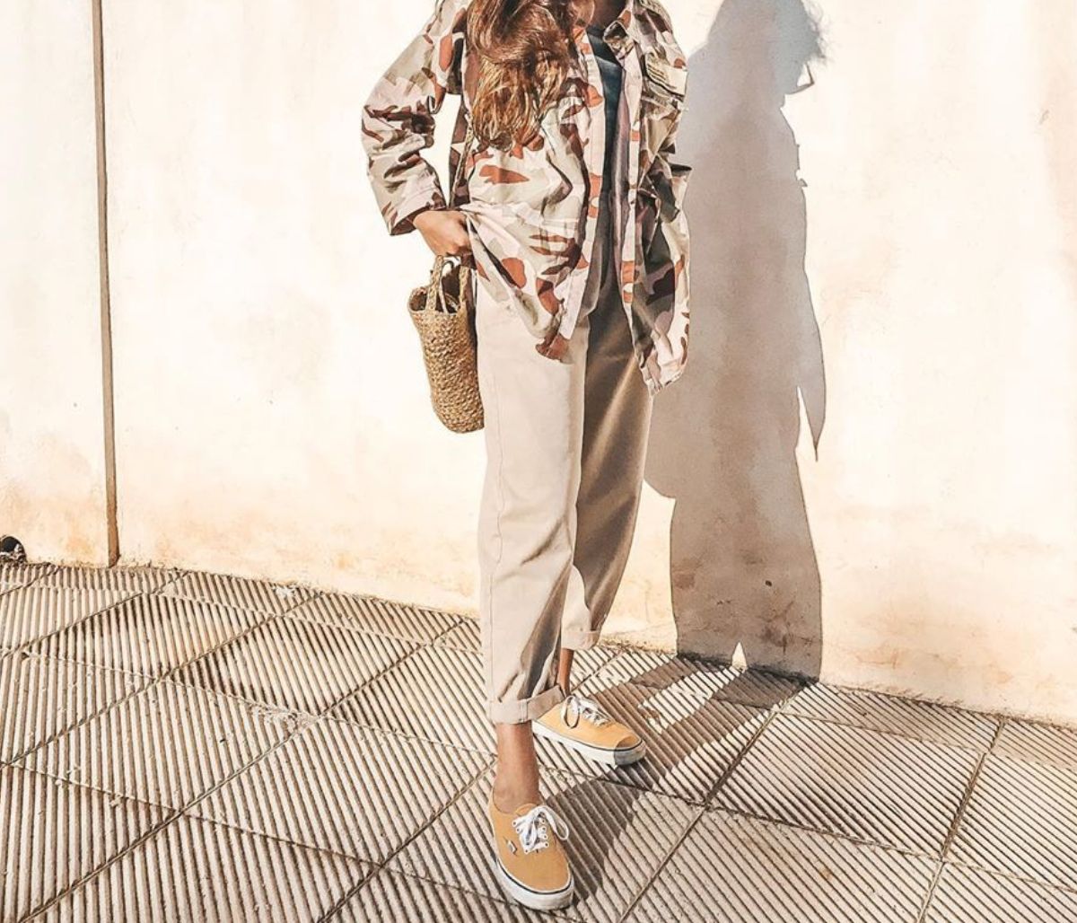 Φωτογραφίες από την πρώτη της βόλτα μετά τον τοκετό (pics)