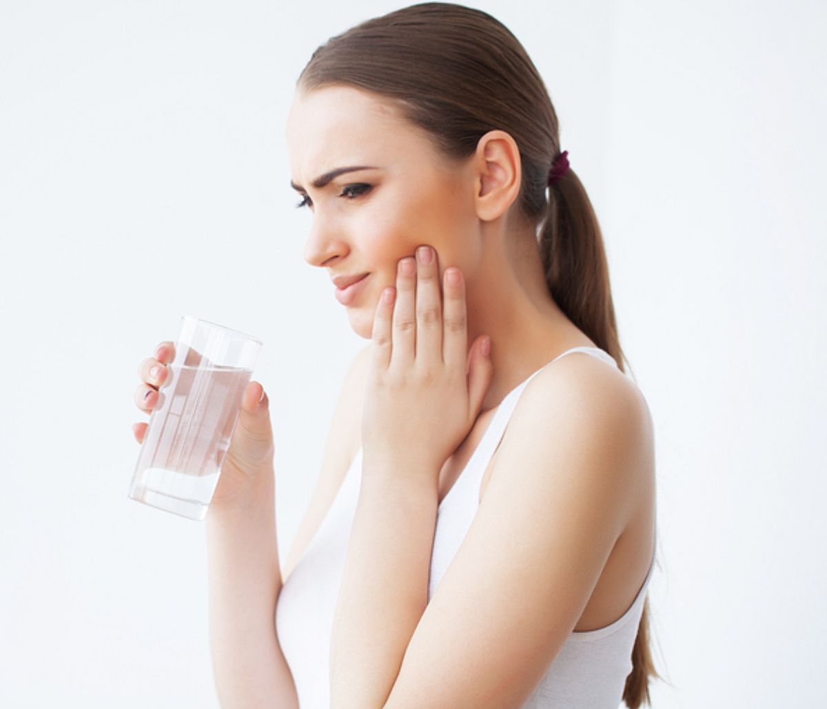 Πονόδοντος: Οι φυσικές λύσεις που «πιάνουν» πάντα (εικόνες)