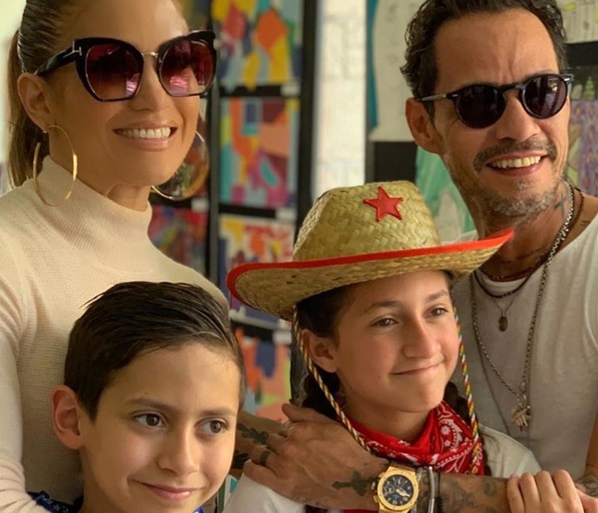 Γνωρίστε τα διάσημα ζευγάρια που έχουν δίδυμα παιδιά (vid)