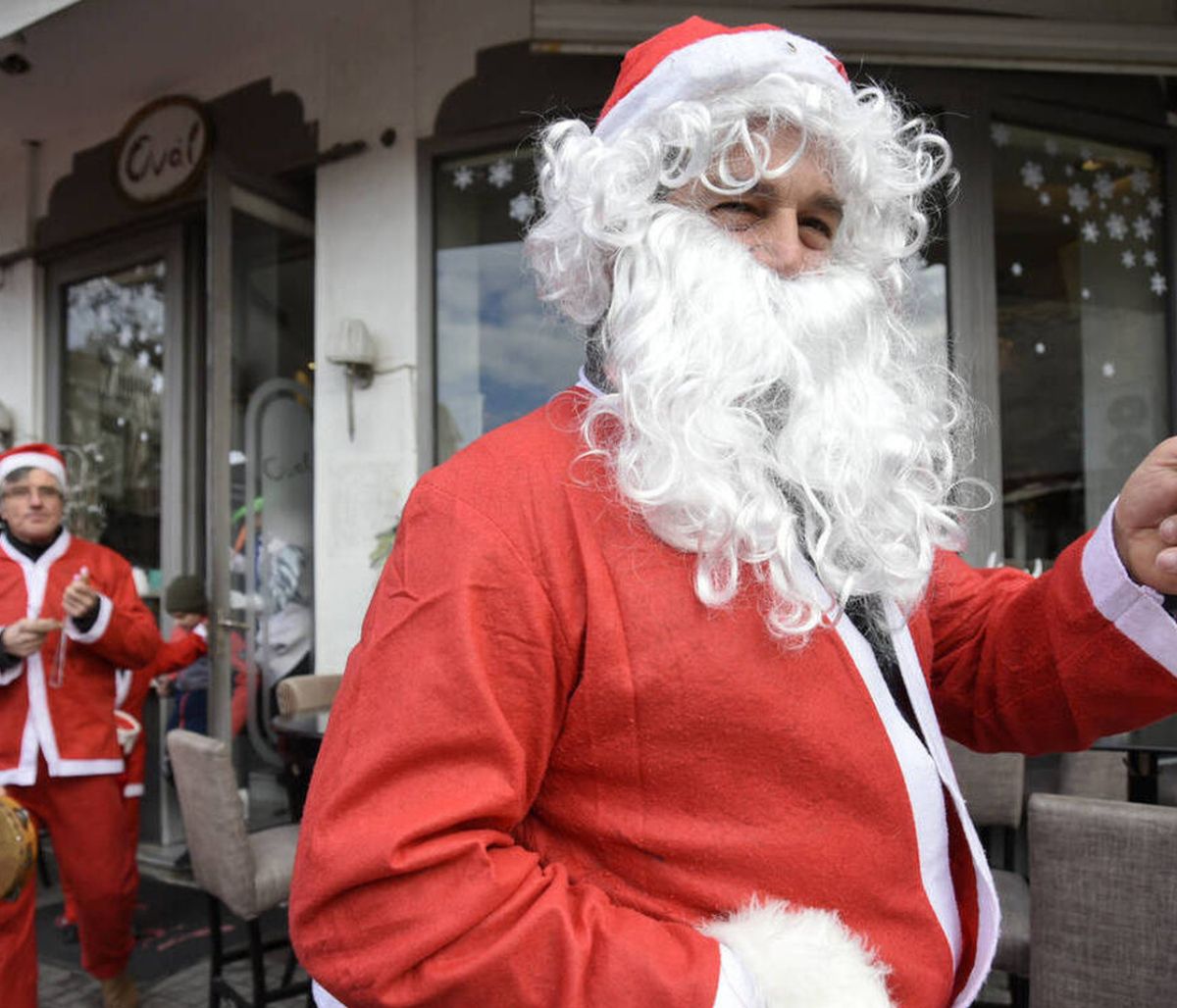 Εορταστικό ωράριο 2019: Ανοιχτά σήμερα (15/12) καταστήματα και σούπερ μάρκετ - Πότε κλείνουν