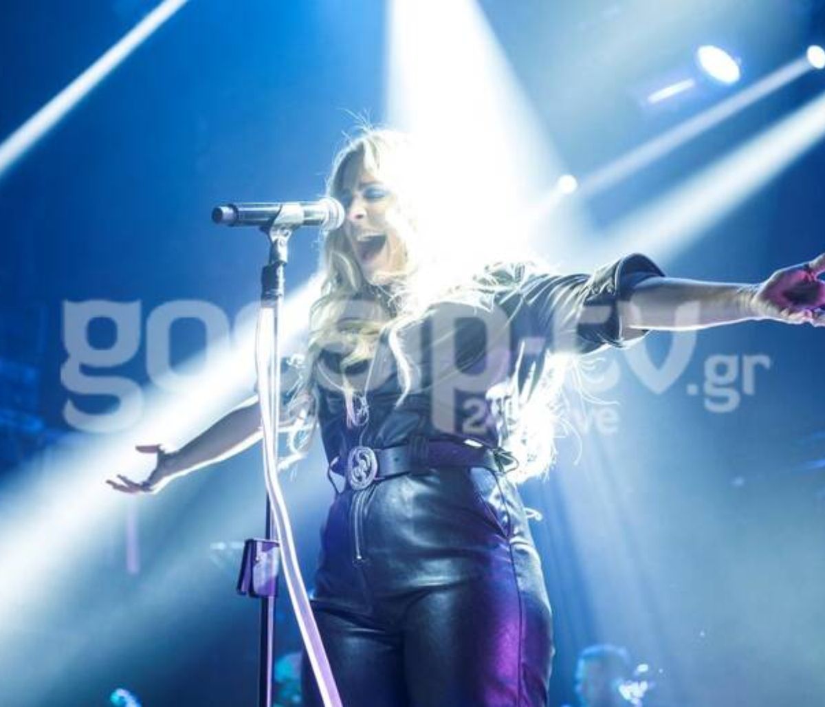 Νατάσα Μποφίλιου: Η πιο ανατρεπτική της εμφάνιση - Έτσι δεν την έχουμε ξαναδεί!