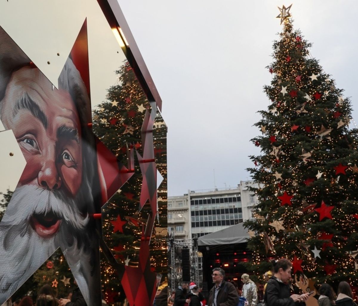 Εορταστικό ωράριο: Πώς θα λειτουργήσουν σήμερα τα καταστήματα
