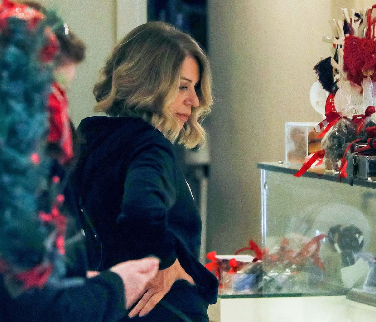 Η Έλλη Στάη στην πιο casual εκδοχή της (photos)