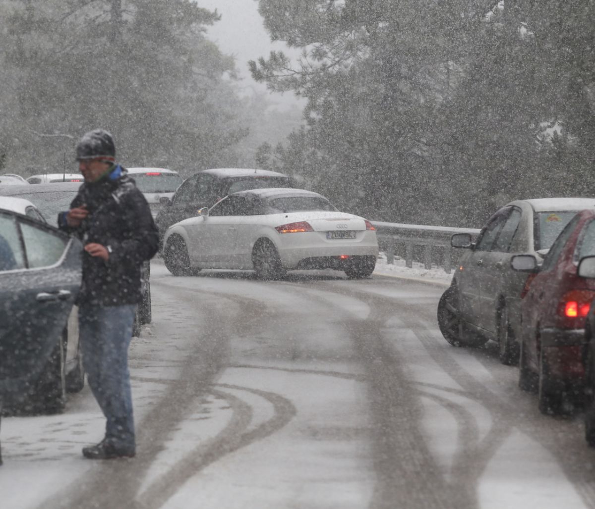 Έκτακτο δελτίο ΕΜΥ: Αυτές τις περιοχές θα πλήξει η Ζηνοβία τις επόμενες ώρες-Ο καιρός έως την Τρίτη