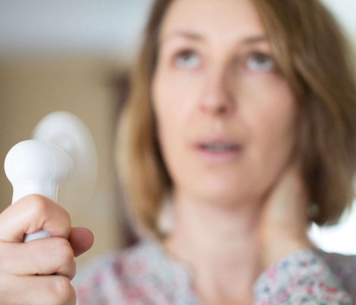 Εξάψεις: Οι κοινές αιτίες εκτός από την εμμηνόπαυση (εικόνες)