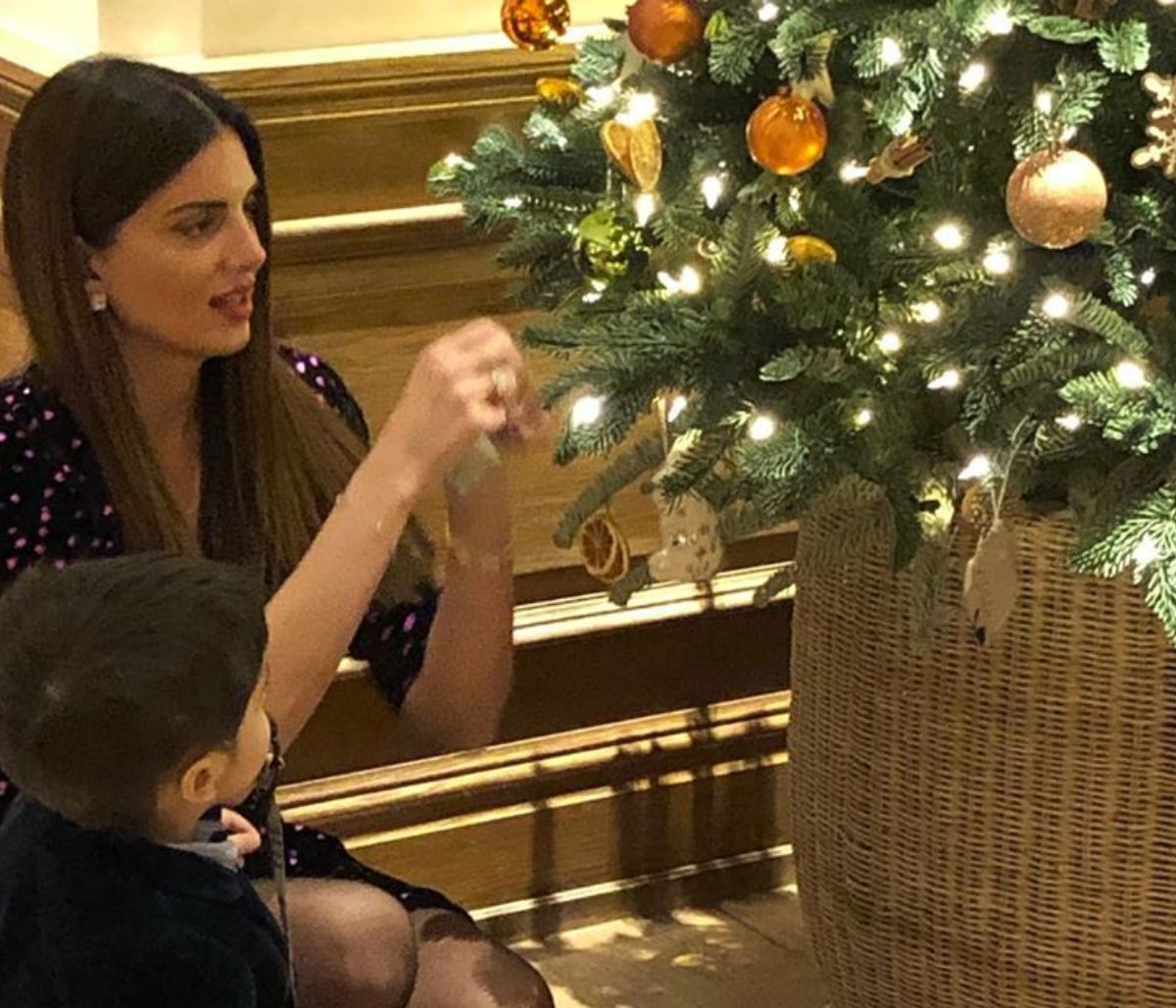 Σταματίνα Τσιμτσιλή: Απόδραση στο Λονδίνο με την οικογένειά της - Δείτε φώτο (pics)