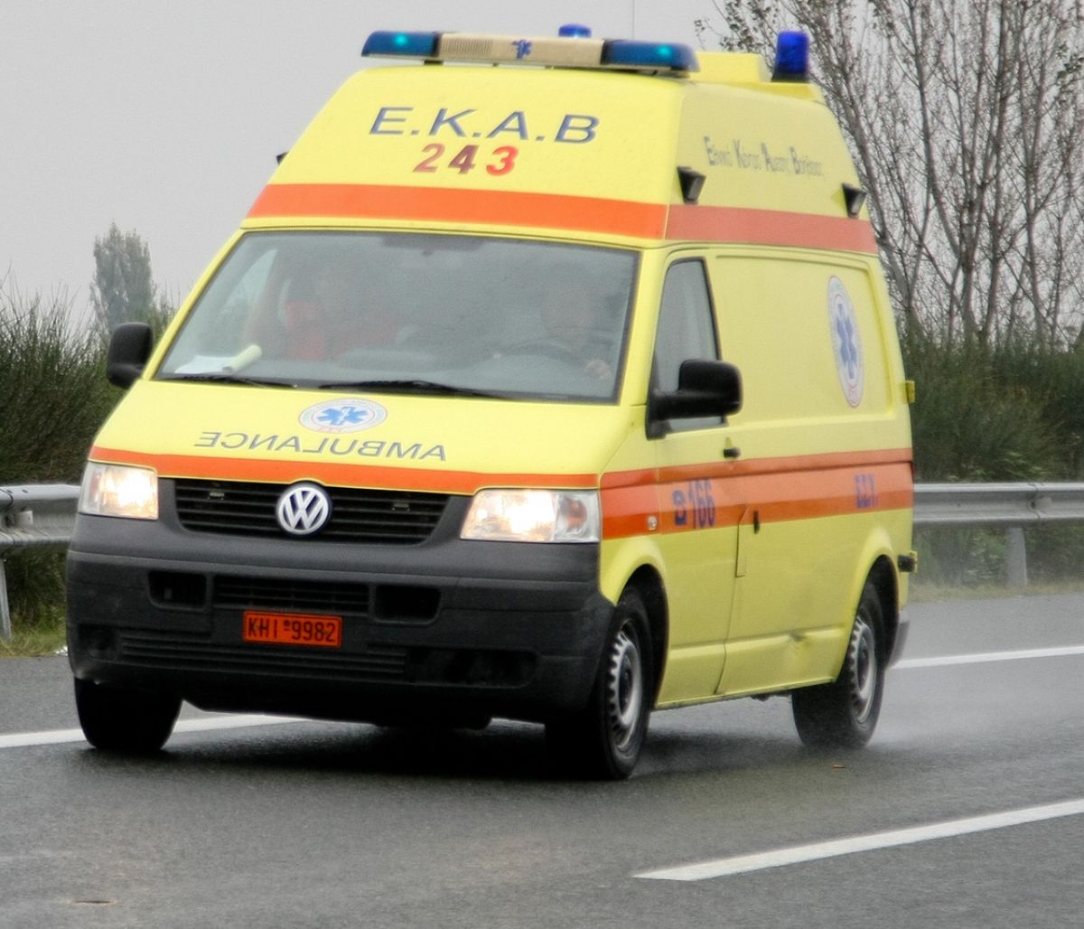 Οικογενειακή τραγωδία στο Μεταξουργείο: Γονείς βρέθηκαν νεκροί δίπλα στα παιδιά τους (vid)