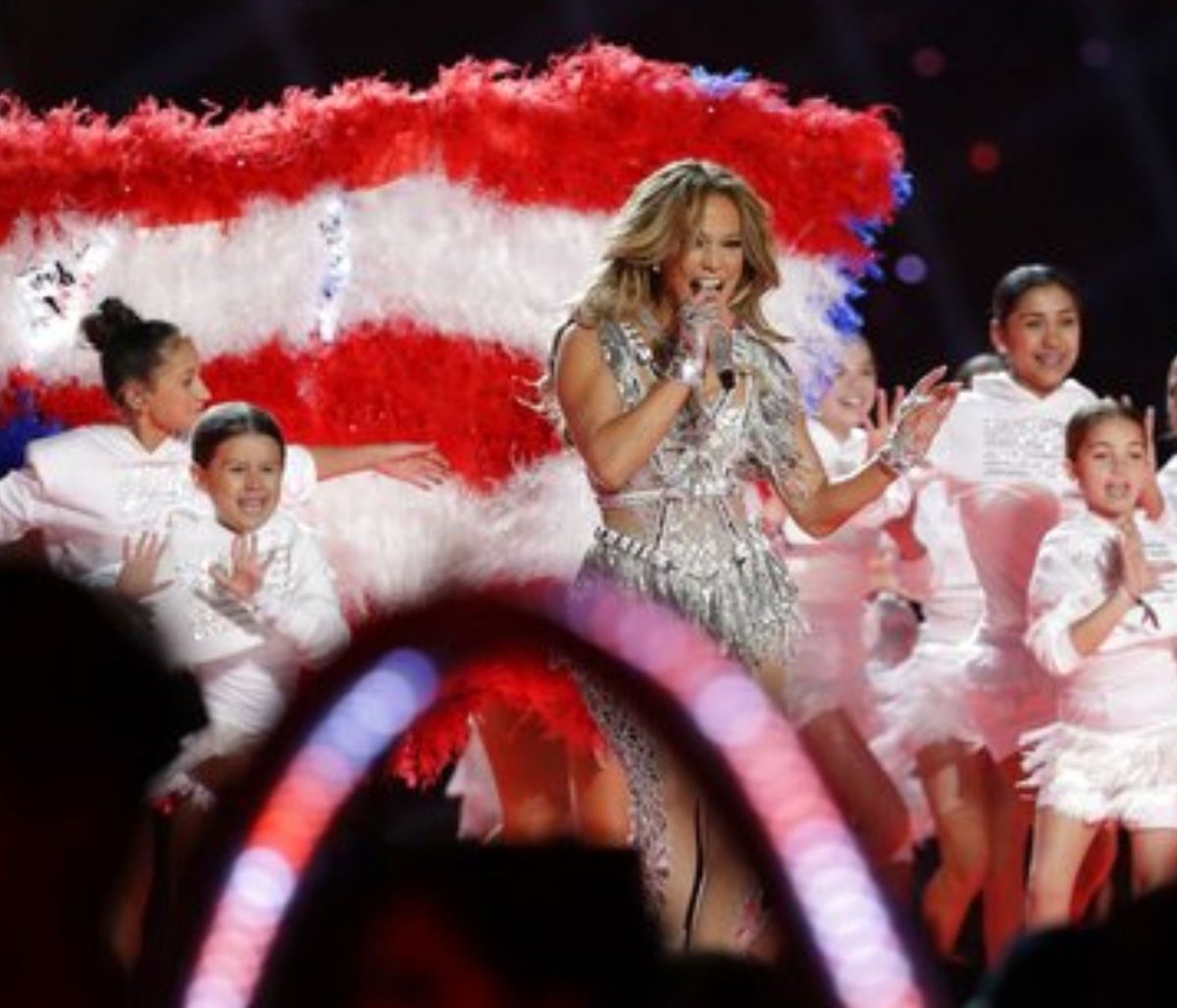 Super Bowl 2020: Με την 11χρονη κόρη της στη σκηνή η JLo (pics+vid)