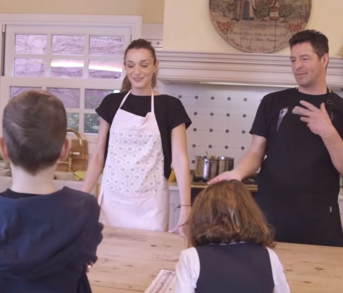 Κάτια Ζυγούλη: Μαγείρεψε για τα παιδιά της αλλά εκείνα προτίμησαν το φαγητό του θείου Αποστόλη Ρουβά