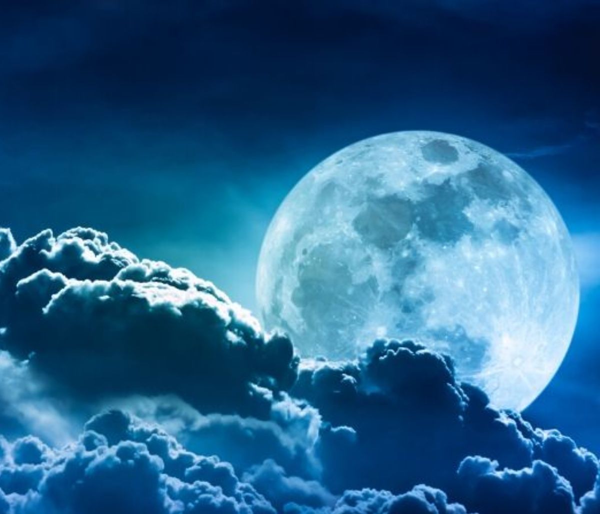 Σήμερα 09/03: Η Πανσέληνος στην Παρθένο θολώνει το τοπίο