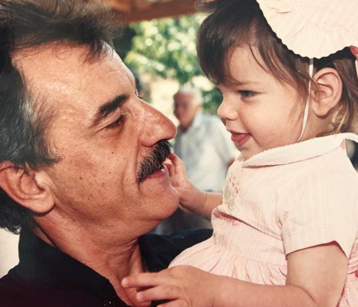 Μητρούσης - Βασιλακοπούλου: Η κόρη τους είναι μια κούκλα και αυτές είναι οι πιο όμορφες φώτο της