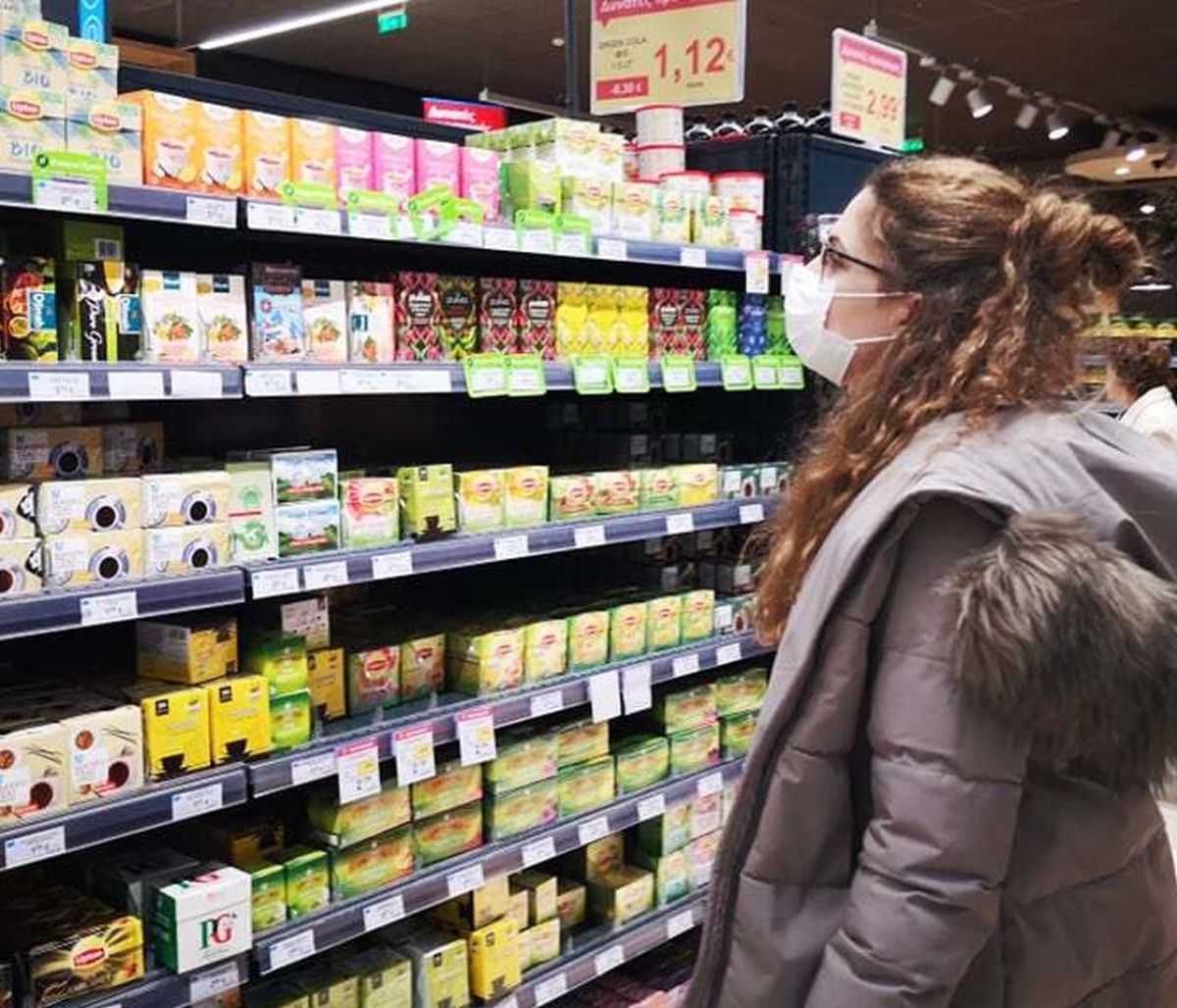 Κορονοϊός: Με κάρτα η είσοδος στα σούπερ μάρκετ - Πλαφόν στην αγορά αντισηπτικών