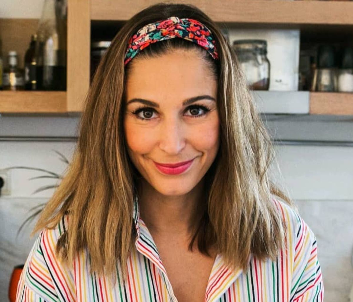 Κορονοϊός: Η Κατερίνα Παπουτσάκη θηλάζει τον γιο της και στέλνει ένα ηχηρό μήνυμα (pics)