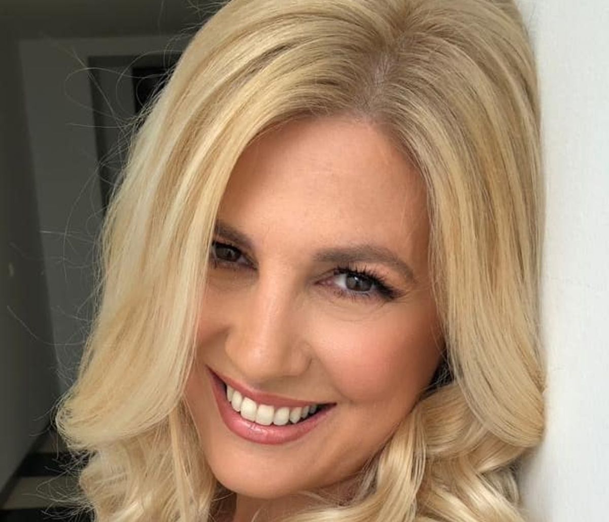 Πώς μπορούν οι γονείς να αξιοποιήσουν το χρόνο με τα παιδιά στο σπίτι; Η Ράνια Θρασκιά συμβουλεύει