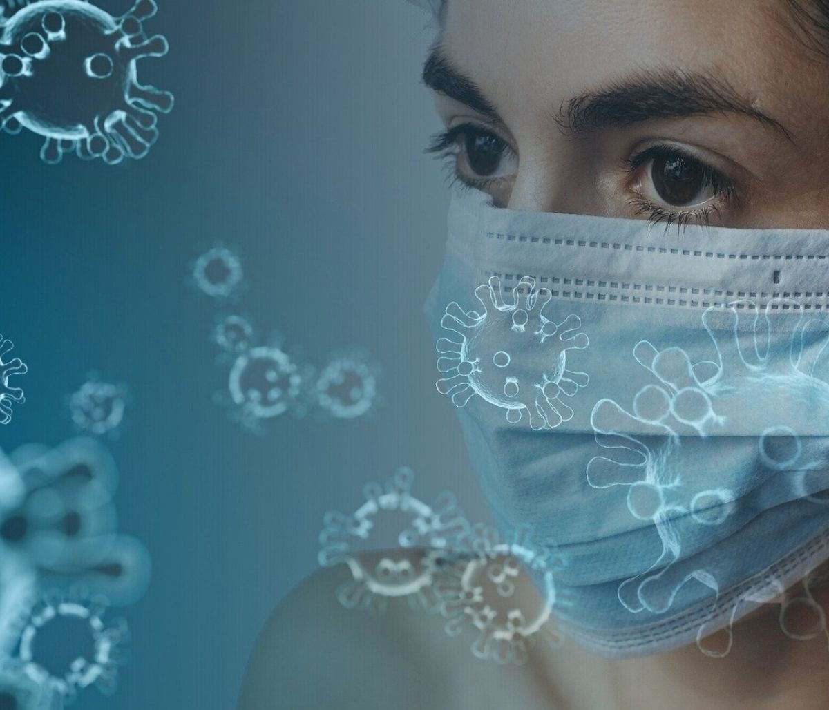 Κορονοϊός - Σοκαριστικό βίντεο: Δείτε πώς κατασκευάζουν μάσκες προστασίας