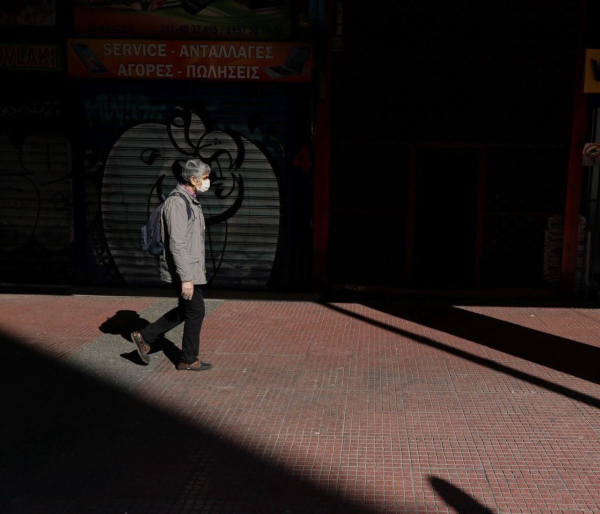 Κορονοϊός: Μέχρι πότε ισχύει η απαγόρευση κυκλοφορίας; Πήρε παράταση το lockdown