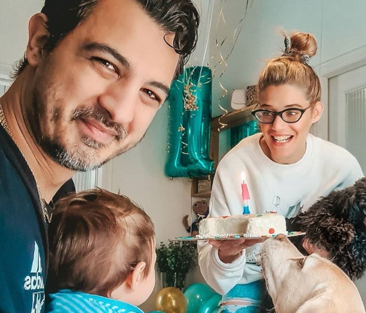 Δήμος Αναστασιάδης: Ντύθηκε ασορτί με τον γιο του - Δείτε τη φωτογραφία που ανέβασε η Τζένη Θεωνά