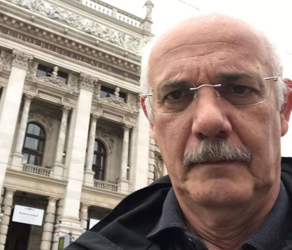 Γιώργος Κιμούλης: Δείτε τον να μαγειρεύει με την 26χρονη κόρη του (pics)