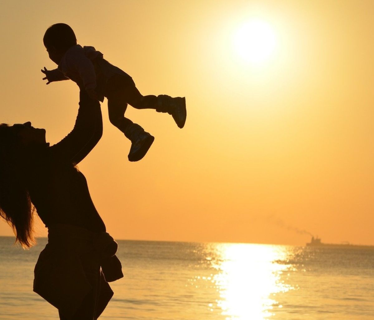 Η 30χρονη μητέρα τριών παιδιών που μοιάζει με 16 χρονών (photos)