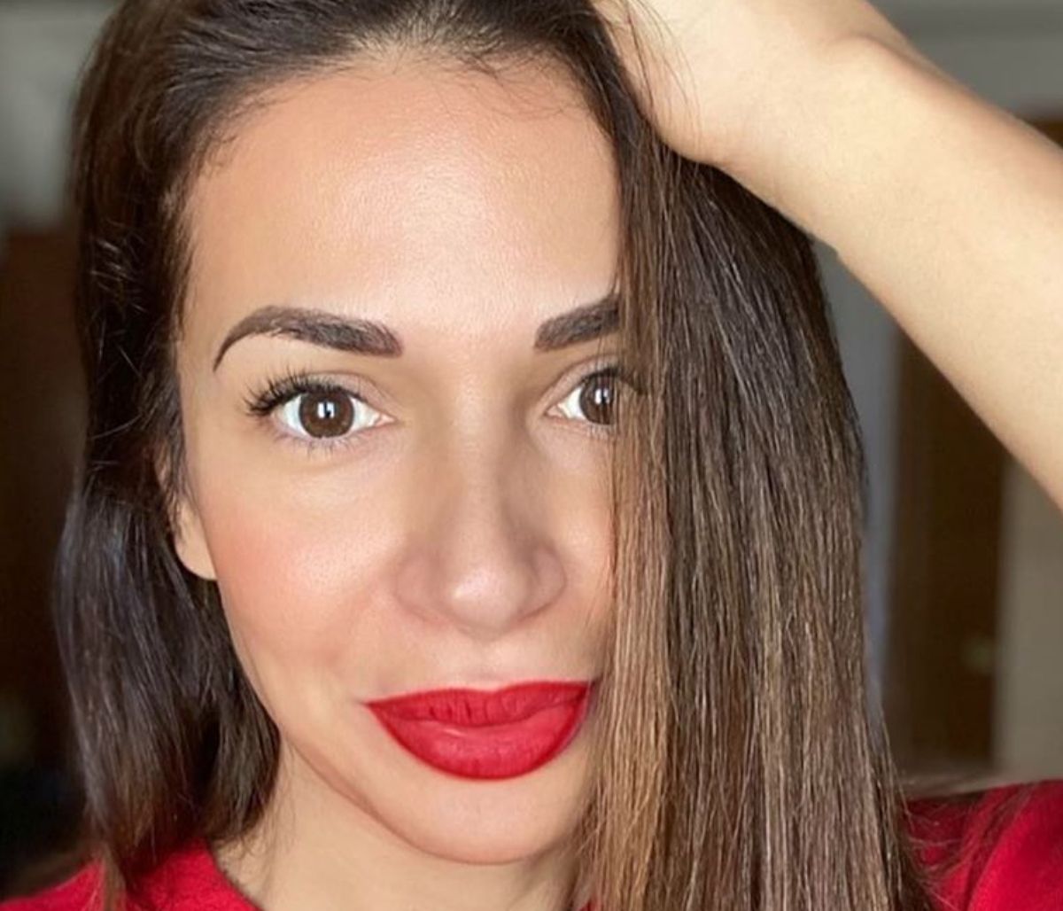 Ελένη Χατζίδου: Ο λόγος που δίνει καθημερινή μάχη με την κόρη της δεν θα σας ξαφνιάσει (pics)