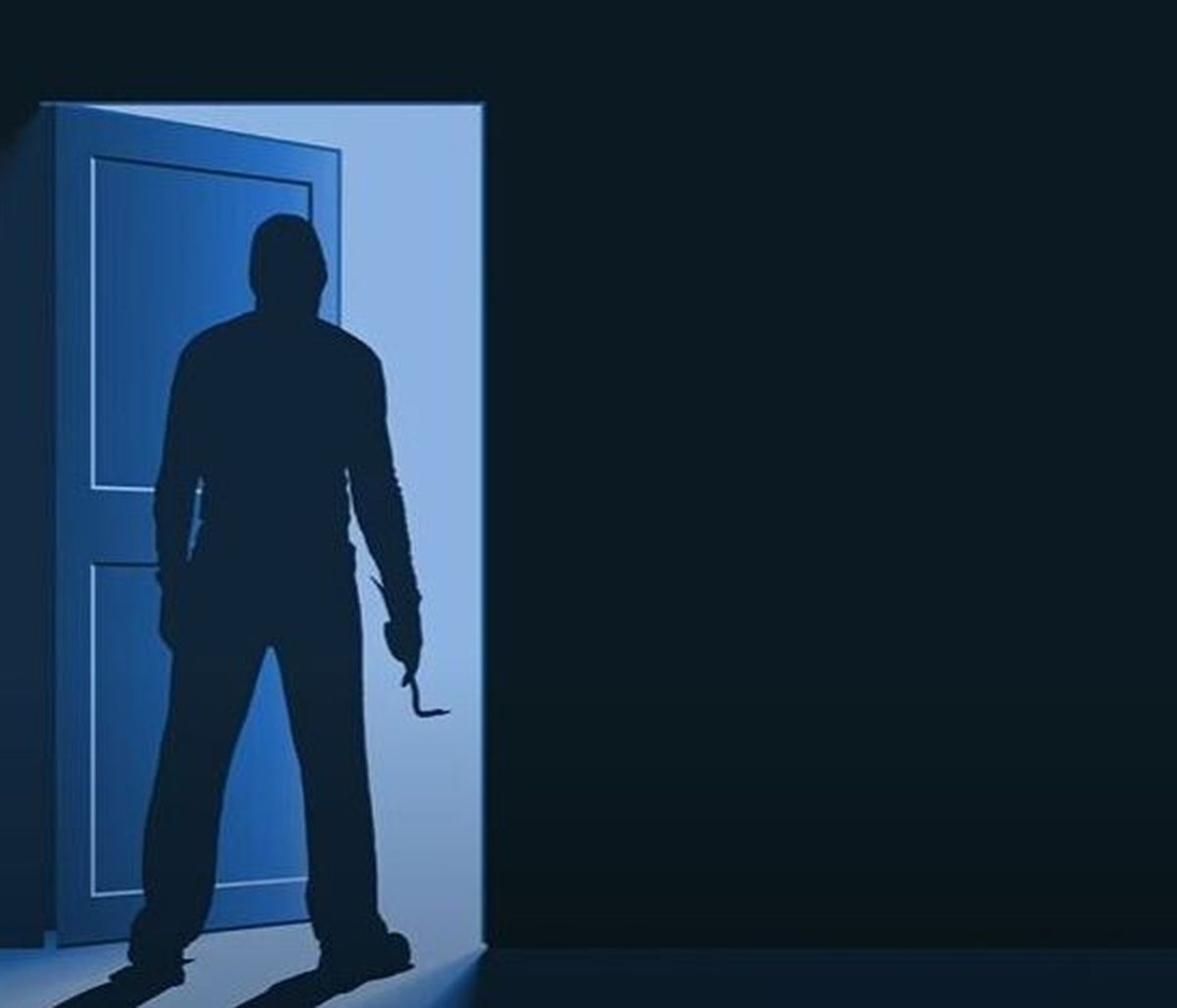 Δώδεκα τρόποι για να προστατεύσεις το σπίτι σου από κλέφτες όταν λείπεις (video)