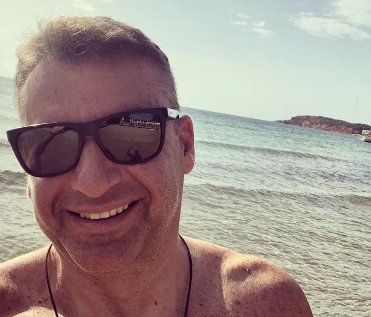 Γιώργος Λιάγκας: Η υπέροχη φωτογραφία με τους γιους του στην Τήνο