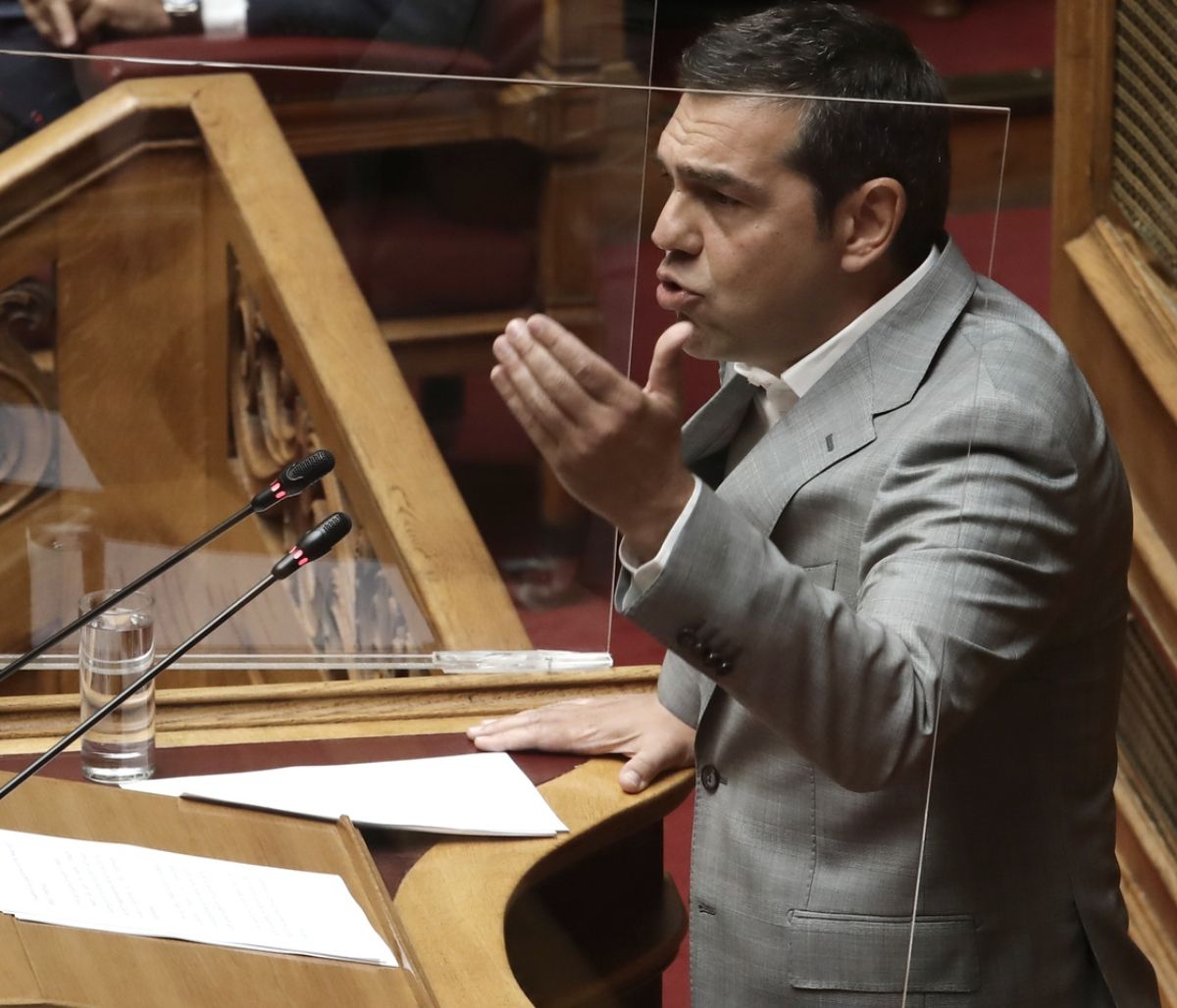 Μαχητής του MMA είναι ίδιος με τον Αλέξη Τσίπρα! (pics+vids)