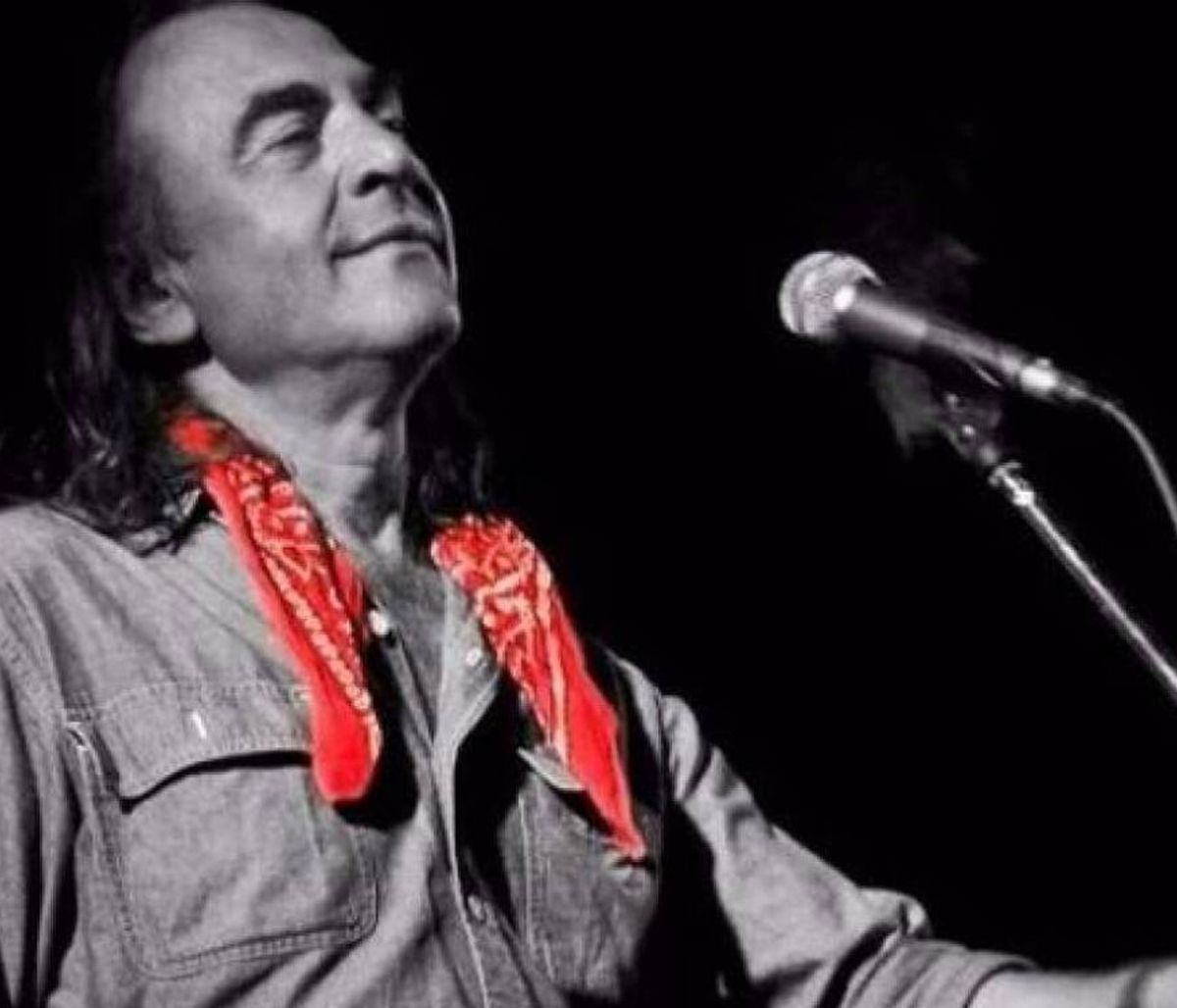 «Αύγουστος»: Η ιστορία πίσω από το τραγούδι - Για ποια γράφτηκε ο «ύμνος» των ερωτευμένων