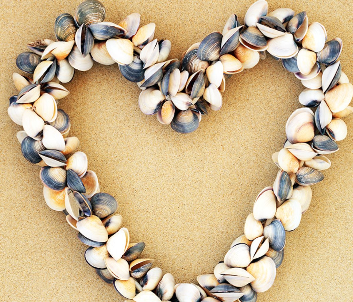 Εβδομαδιαίες Ερωτικές προβλέψεις 17/08-23/08: Στην πυρά!