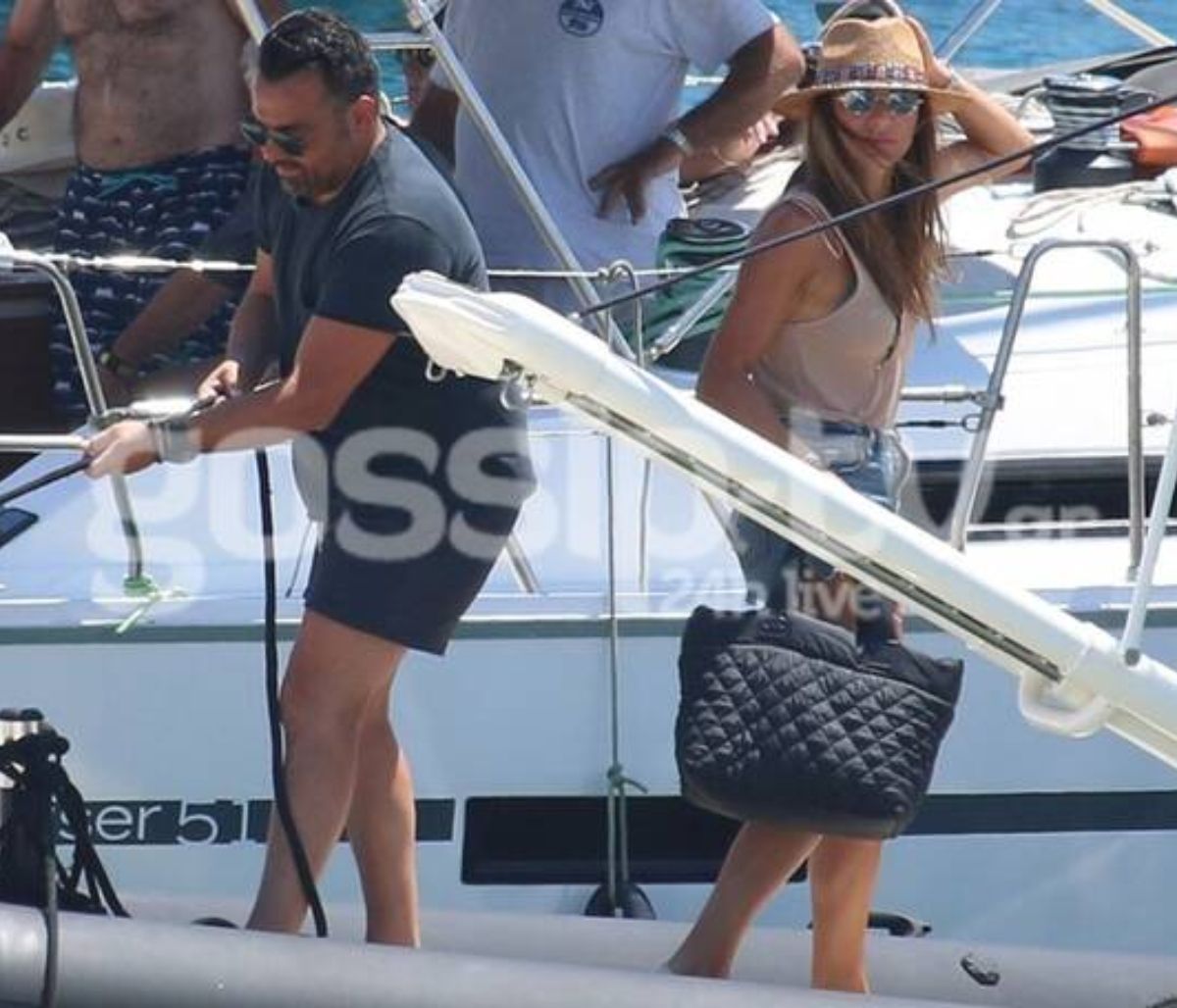 Νέες φωτό από τις διακοπές Τσολάκη - Πετρουλάκη: Άλλος για τη... βάρκα τους;