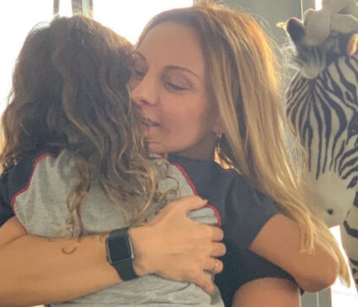 Ηλέκτρα Λύρα: Απίθανες οι νέες φωτογραφίες με τους γονείς της