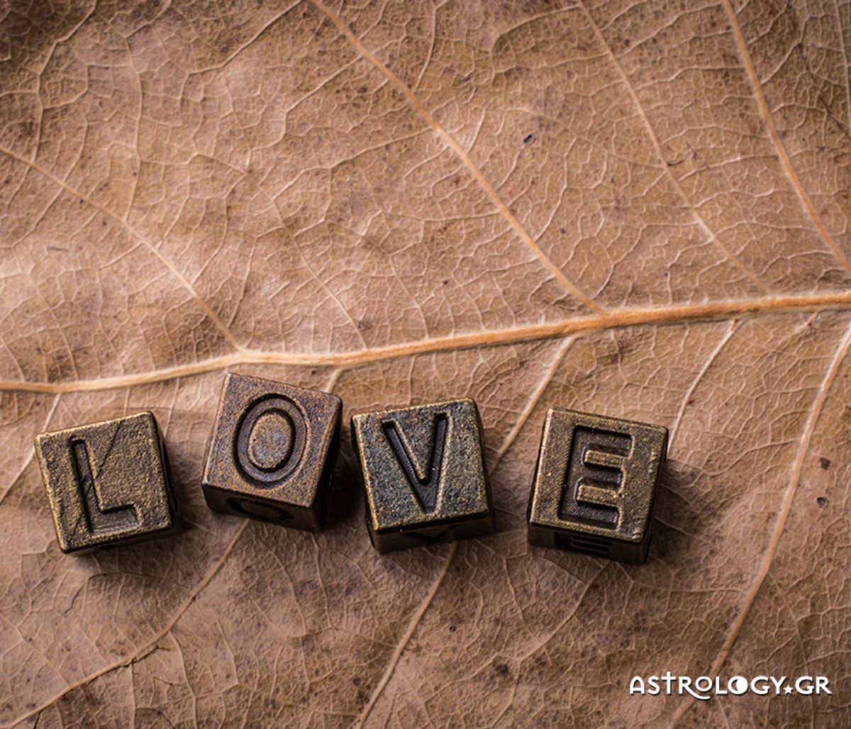 Προβλέψεις για τα αισθηματικά του ζωδίου σου, σήμερα 30/09