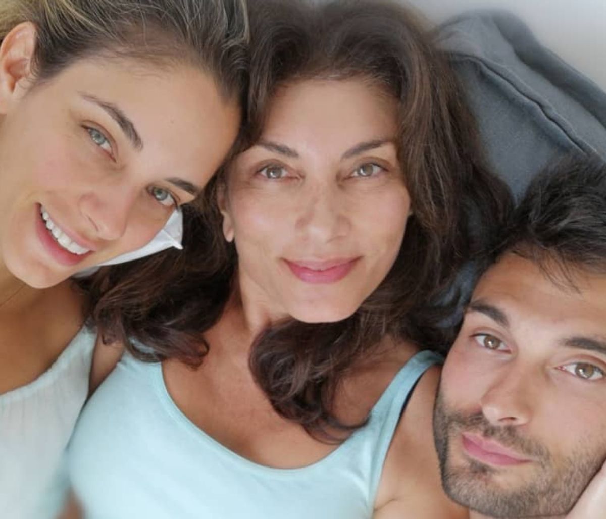 Δείτε τι έκανε η μαμά της Δούκισσας Νομικού με τον γιο της