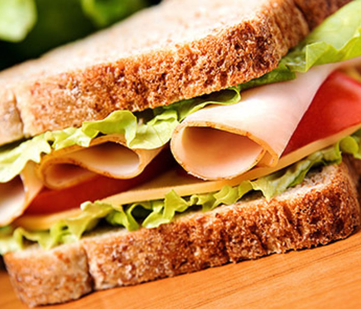 Κολπική μαρμαρυγή: Οι 13 τροφές που πρέπει να αποφεύγετε (εικόνες)