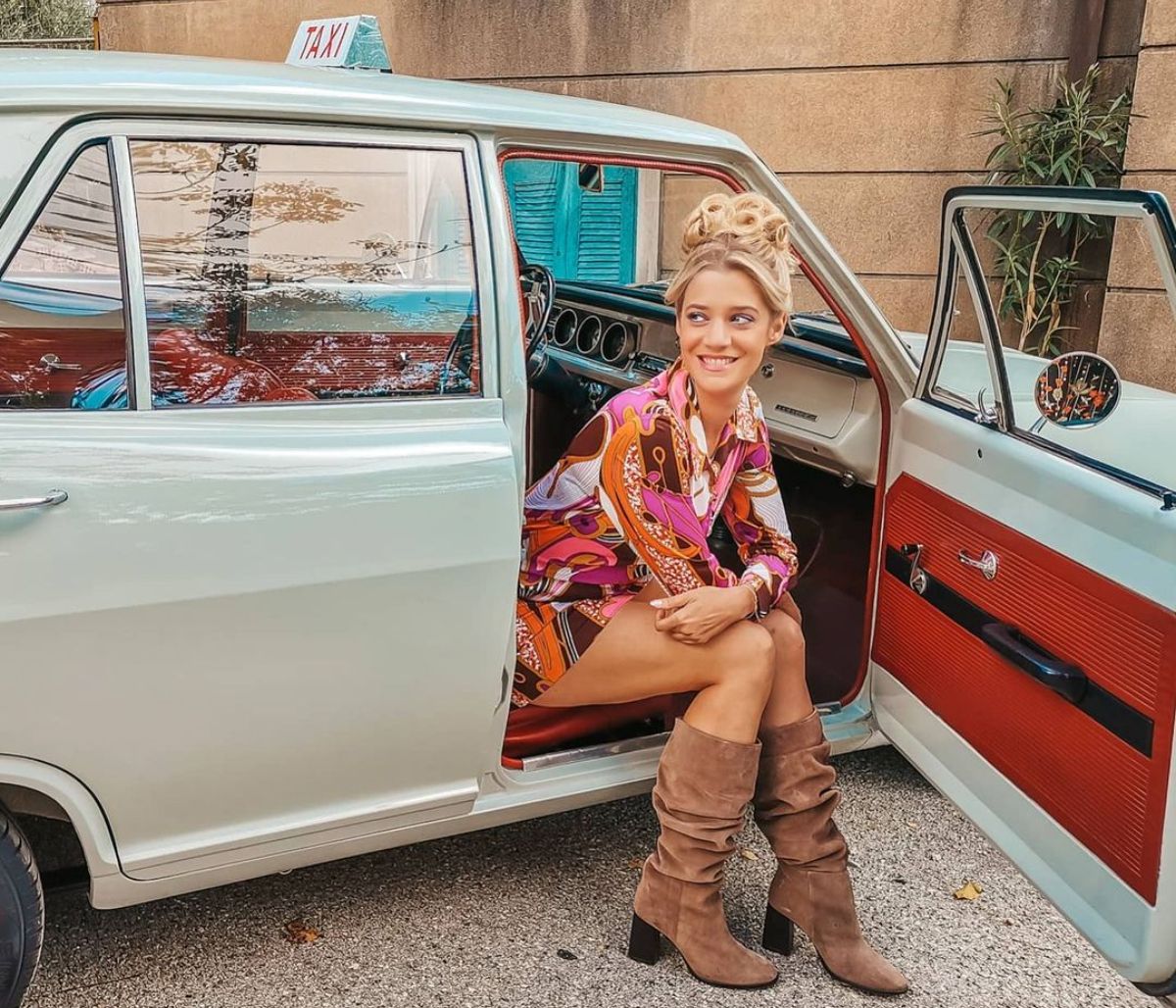 Τζένη Θεωνά: Δείτε τα μίνι τατουάζ που έκανε