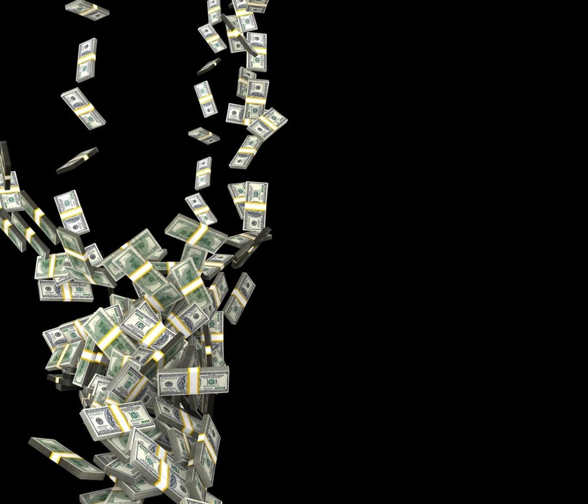 Μοντέλο βγάζει χιλιάδες δολάρια πουλώντας τα…. (photo)