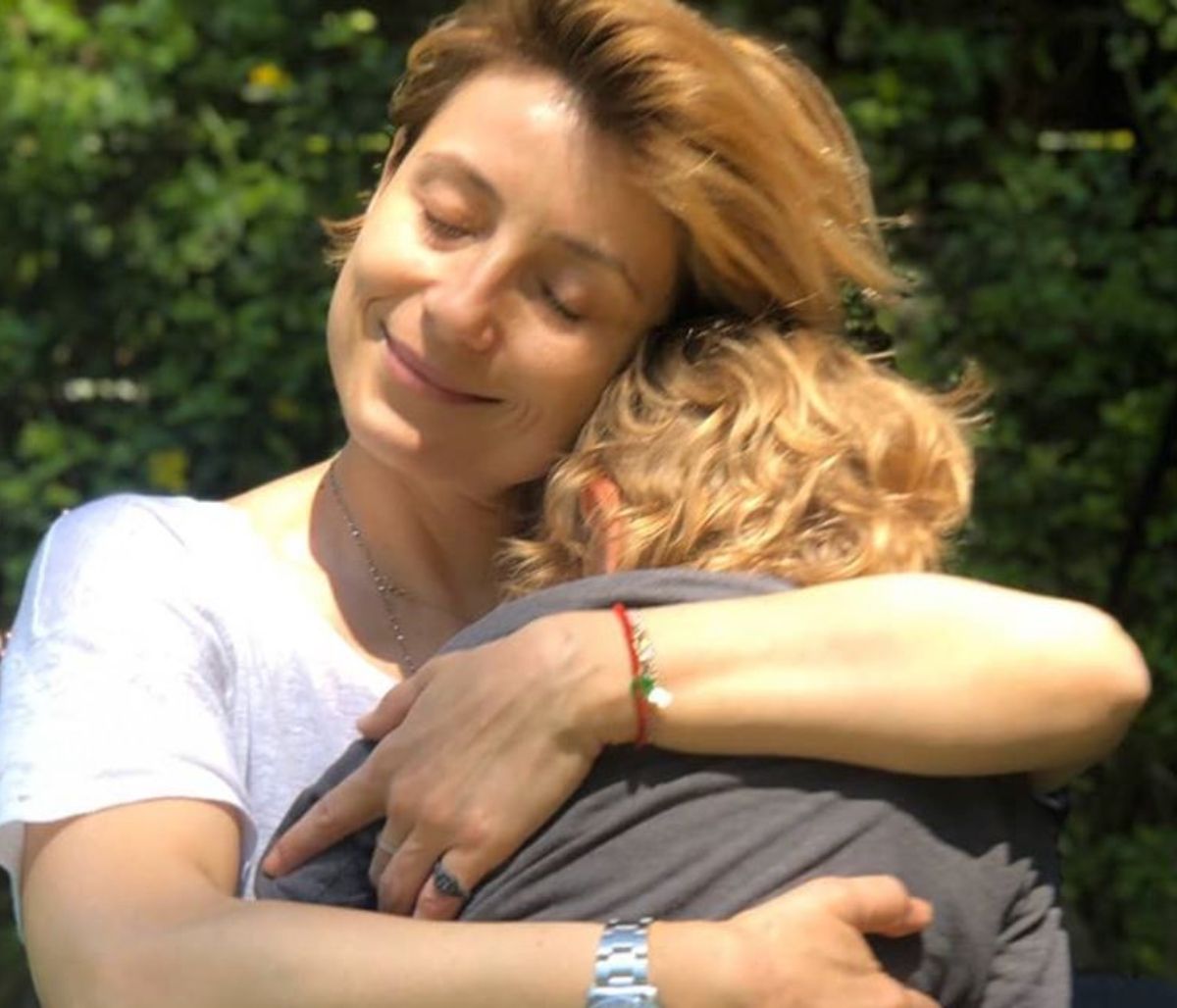 Ευδοκία Ρουμελιώτη: Έτοιμη για το Halloween -Τι έφτιαξε με τον γιο της