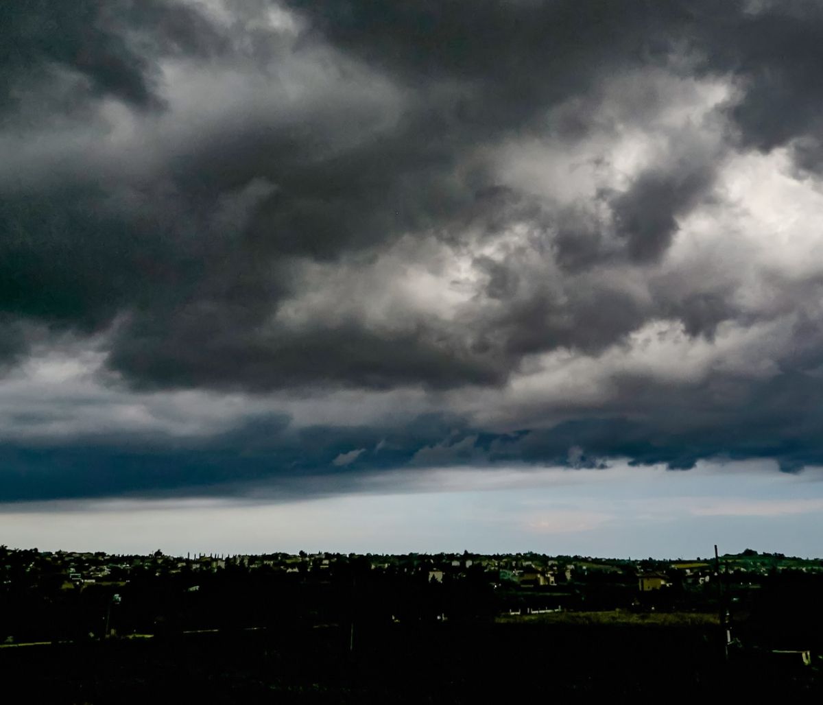 Έκτακτο δελτίο επικίνδυνων καιρικών φαινομένων: Ισχυρές βροχές και καταιγίδες - Πού θα χτυπήσουν