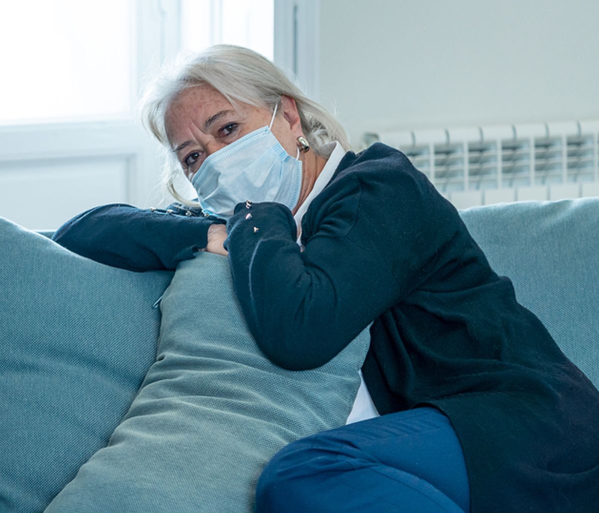 Κοινωνική απομόνωση: Πόσο αυξάνει τον κίνδυνο υπέρτασης στις γυναίκες