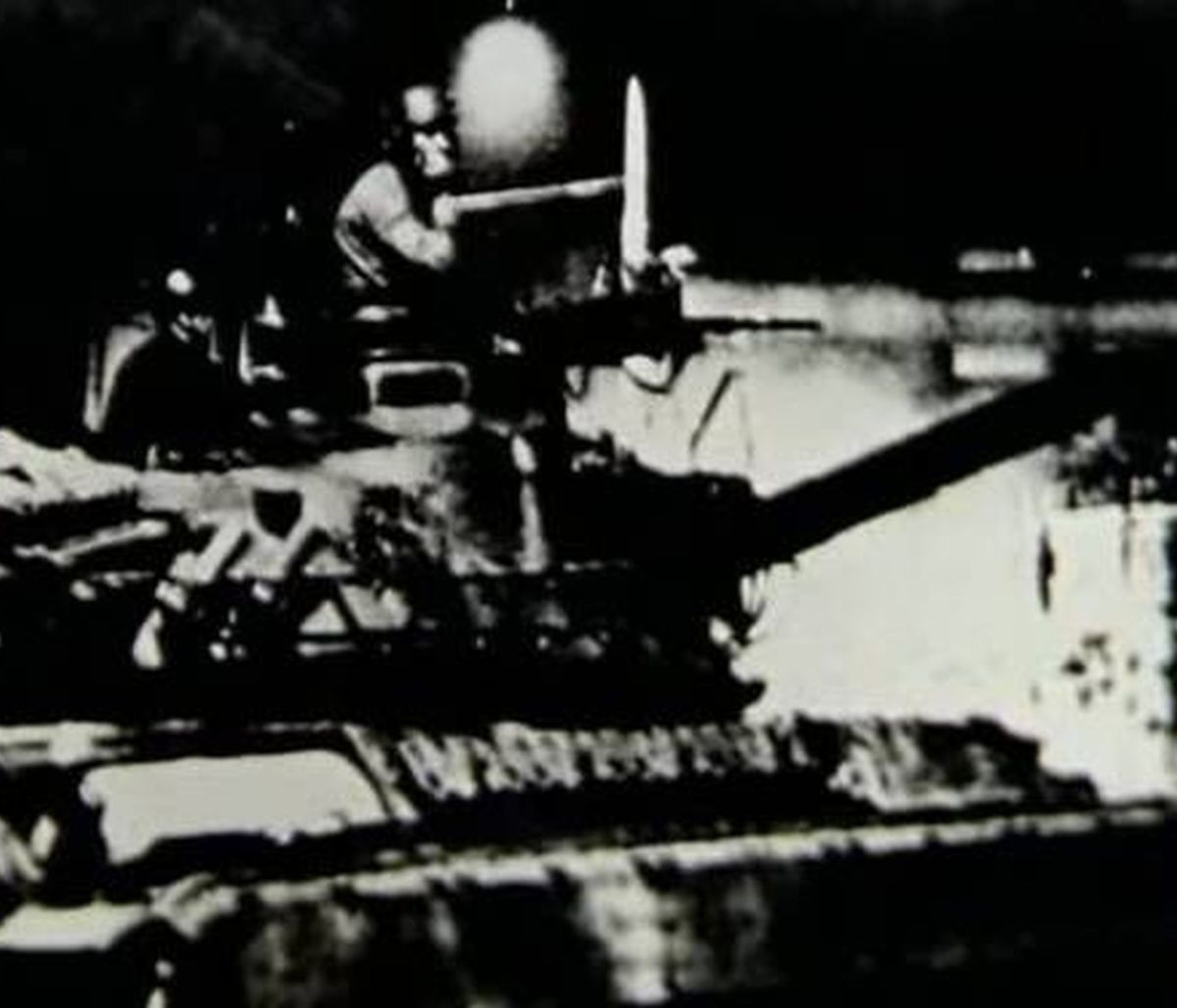 «Εδώ Πολυτεχνείο, έδω Πολυτεχνείο...»: Ποιος εκφώνησε την επική φράση; (videos)