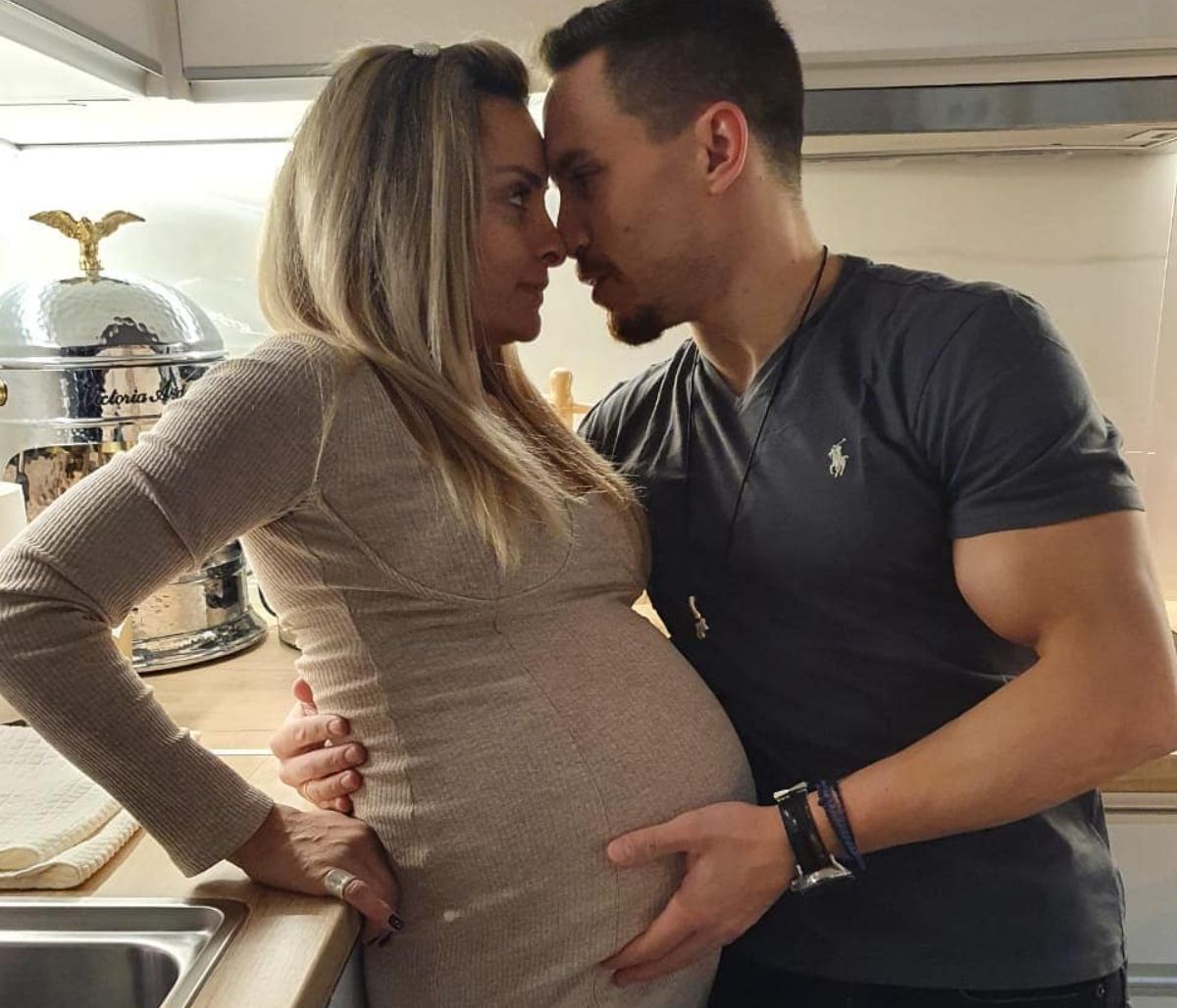 Βασιλική Μιλλούση: Οι φωτογραφίες στο Instagram λίγο πριν γεννήσει